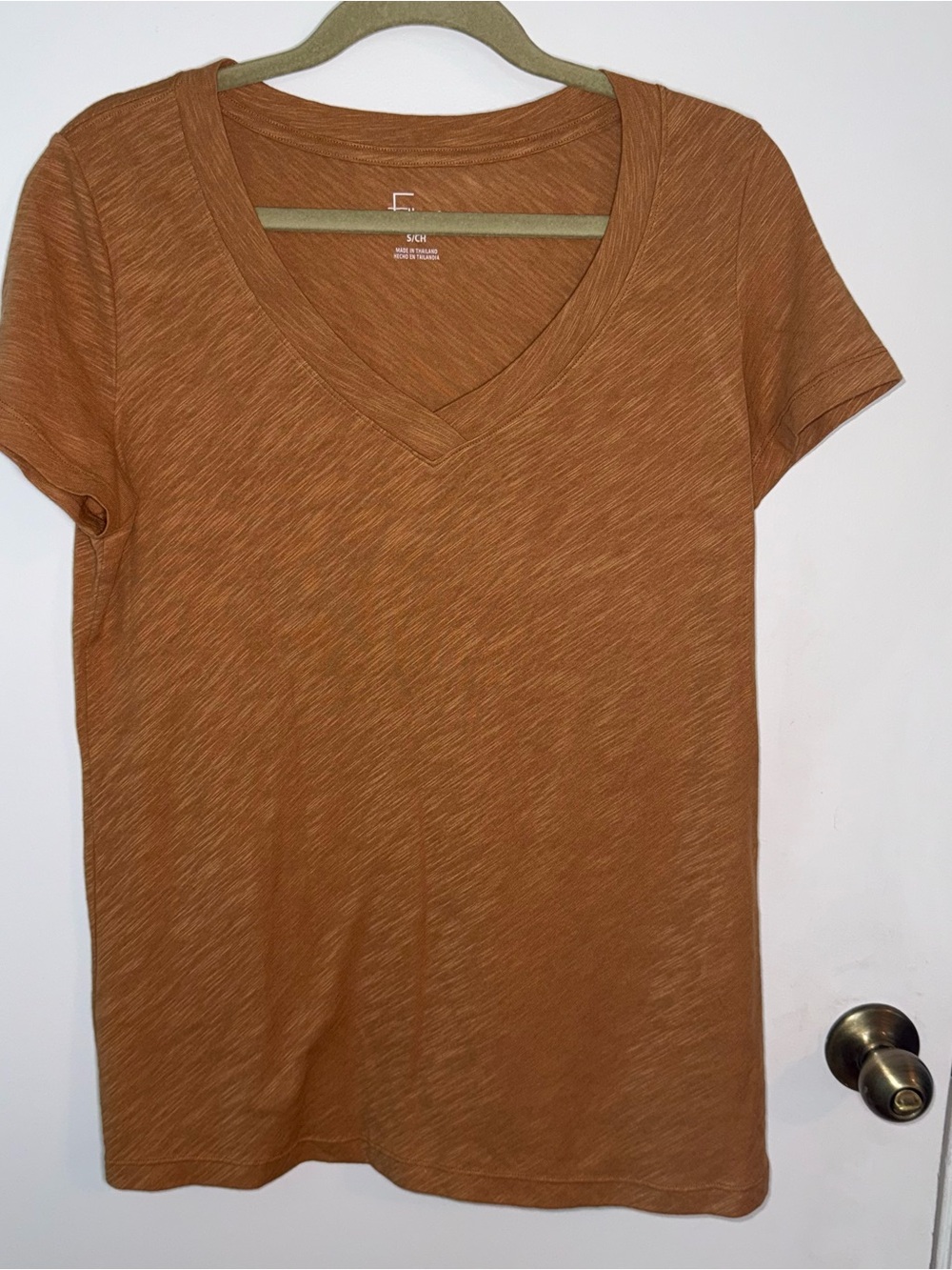 Felina S/CH Rust Brown V-Neck T-Shirt New Never Worn